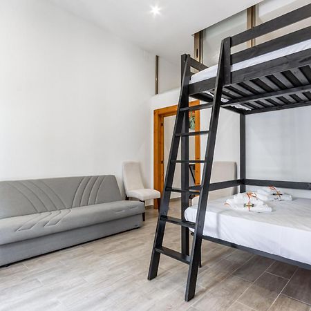 San Nicola Apartments By Rentbeat 바리 외부 사진