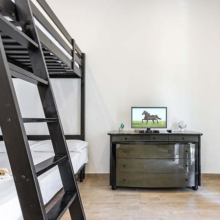 San Nicola Apartments By Rentbeat 바리 외부 사진